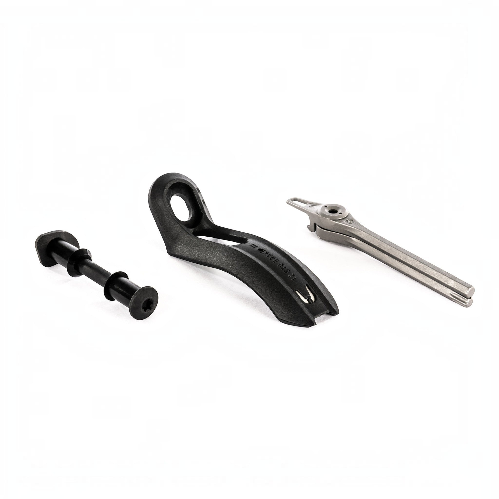 Kit de frein et axe MOVEMENT SHOP pour trottinette freestyle, incluant un frein noir et des composants métalliques robustes.